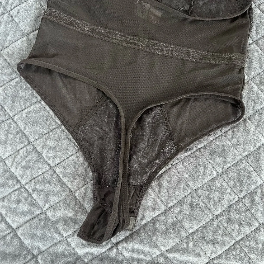 Frederick's Of Hollywood Teddy Small Lingerie Sheer Lace Black Snap Closure B14